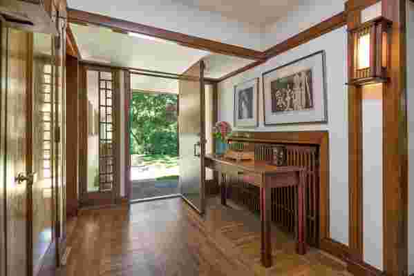 Own a Rare 3-Story Frank Lloyd Wright Home in Illinois