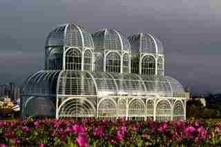 10 Stunning Greenhouse Conservatories Around the World